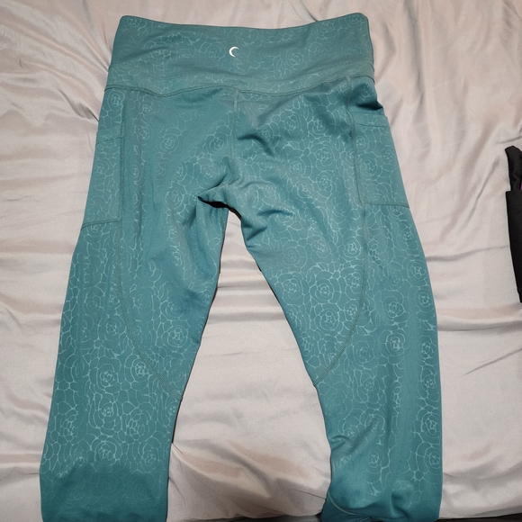 ZYIA Teal Patterned Leggings - Picture 1 of 3